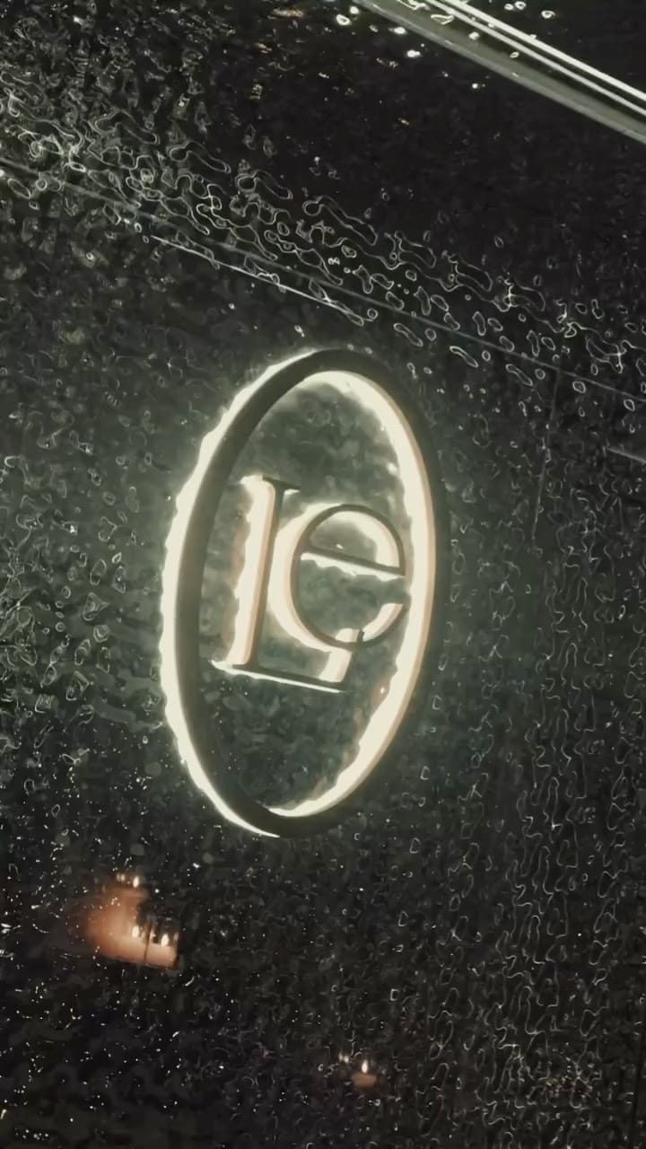Post 7 by Nikos Charteros on Instagram (video)