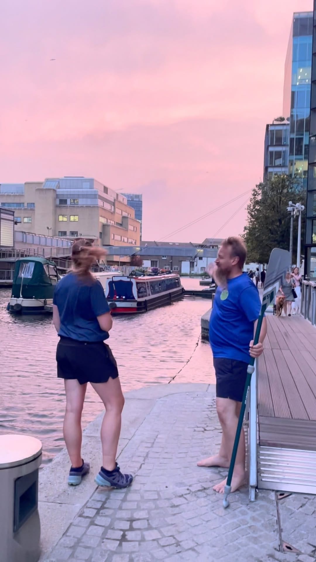 Post 10 by Paddleboarding London on Instagram (video)