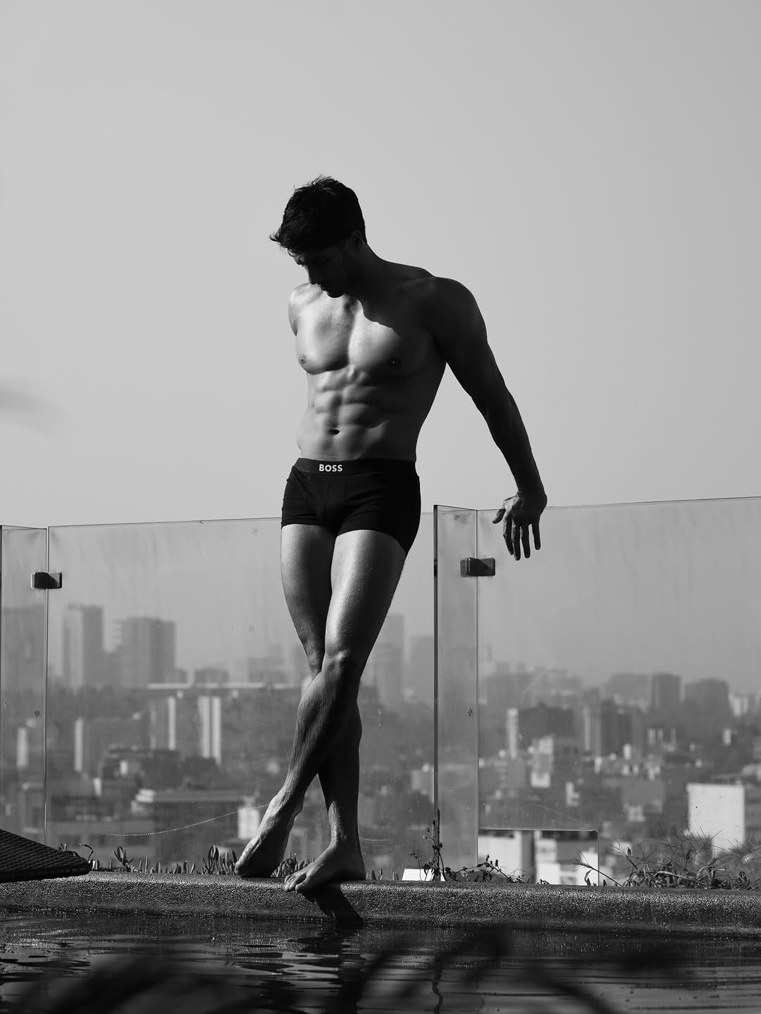 Post 2 by Gabriel Rojo De La Vega on Instagram (carousel)