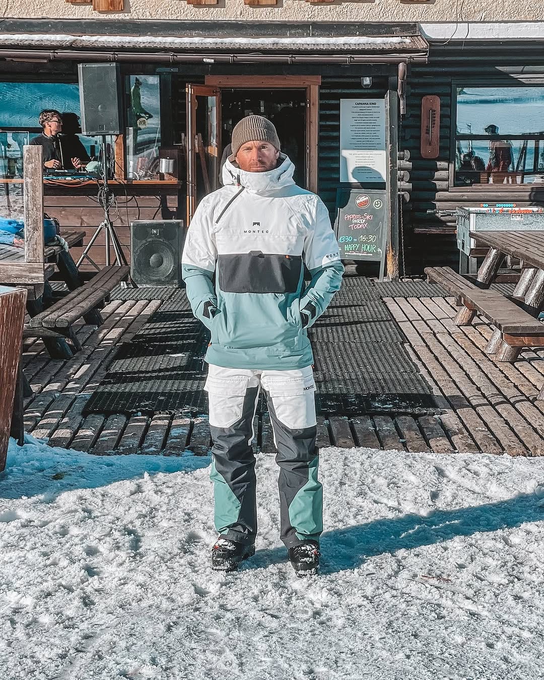 Post 8 by R ι c h ι ε . R ι c h on Instagram (image)
