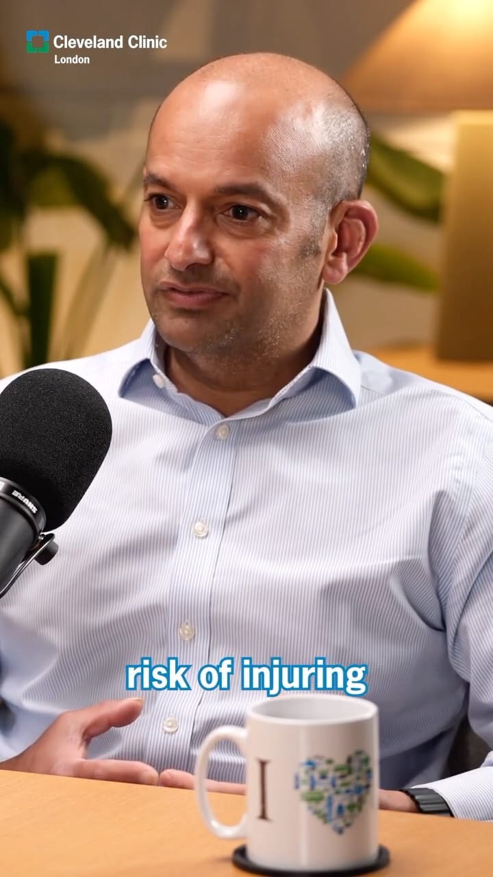 Post 6 by Dr Kash Akhtar | ACL, Meniscus, Cartilage on Instagram (video)