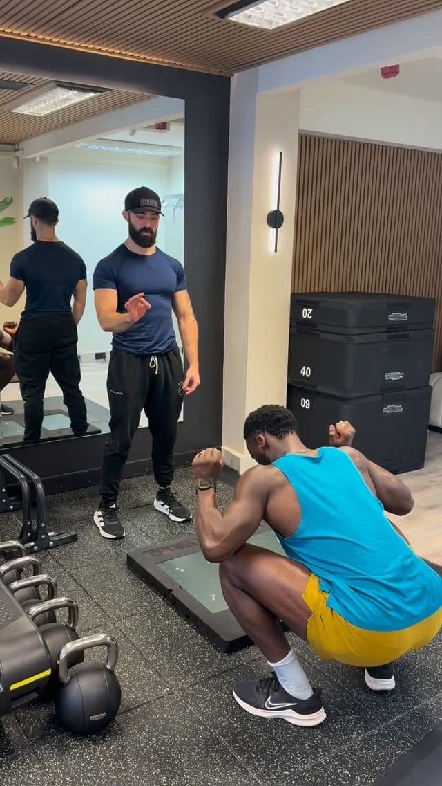 Post 4 by Jamal 400m on Instagram (video)