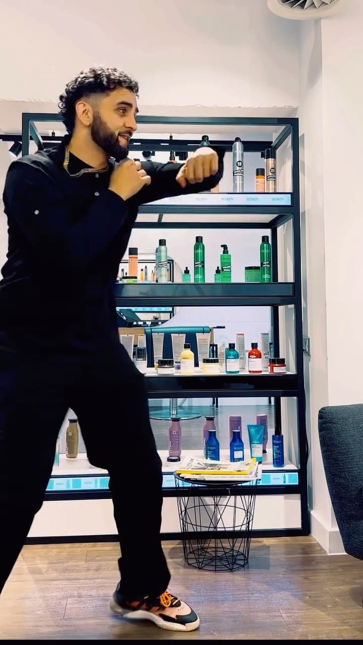 Post 8 by B||E||V||A||N||1||8||7|| on Instagram (video)