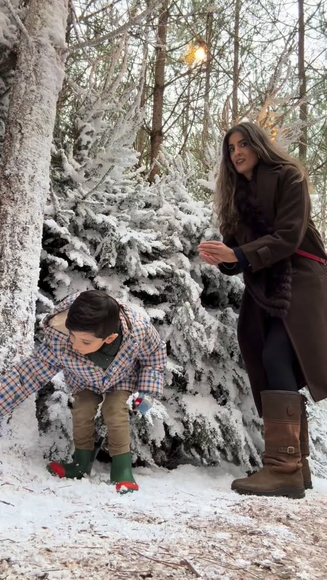 Post 6 by Celine on Instagram (video)
