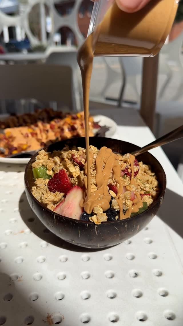Post 8 by Chelsea | Orlando Foodie & Travel on Instagram (video)