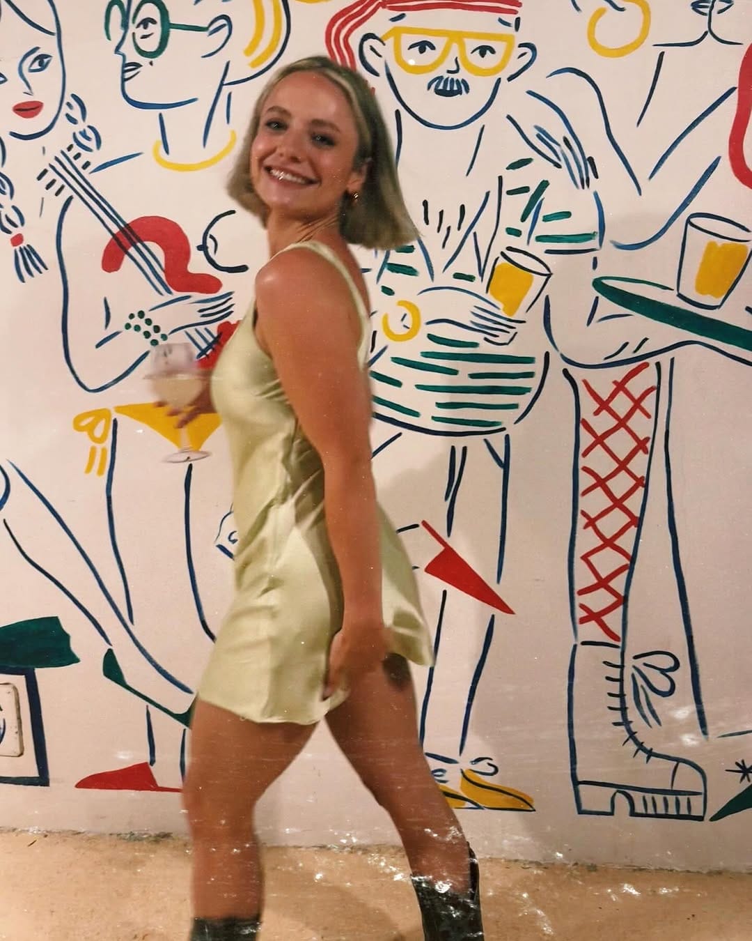 Post 9 by Clementine Cuthbertson on Instagram (carousel)
