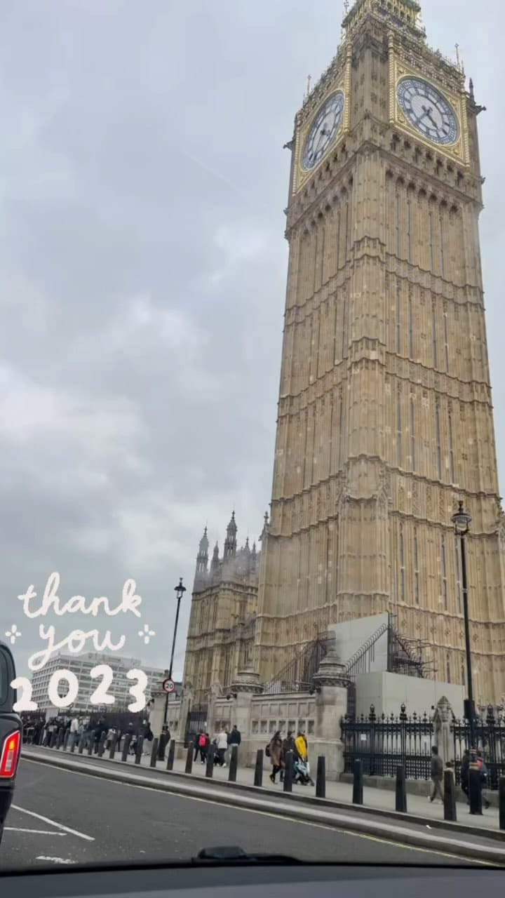 Post 8 by Anna Meireles on Instagram (video)