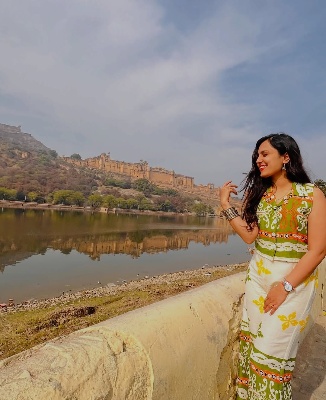 Post 4 by Krutika Mehta on Instagram (image)