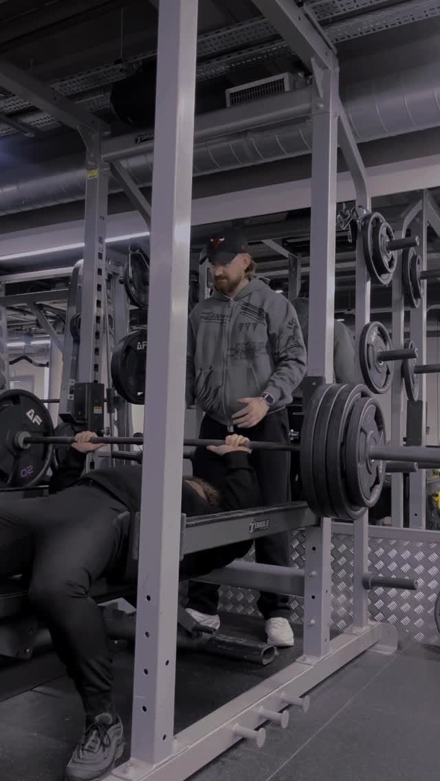 Post 3 by Tay on Instagram (video)