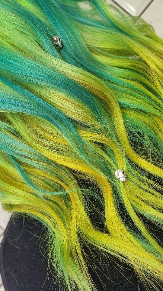 Post 10 by Solihull Hairdresser on Instagram (video)
