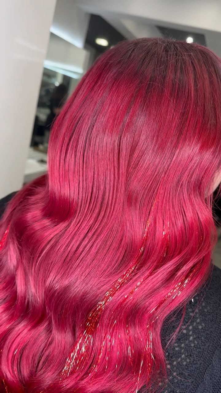 Post 6 by Solihull Hairdresser on Instagram (video)