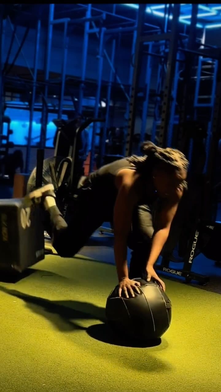 Post 4 by Jam on Instagram (video)
