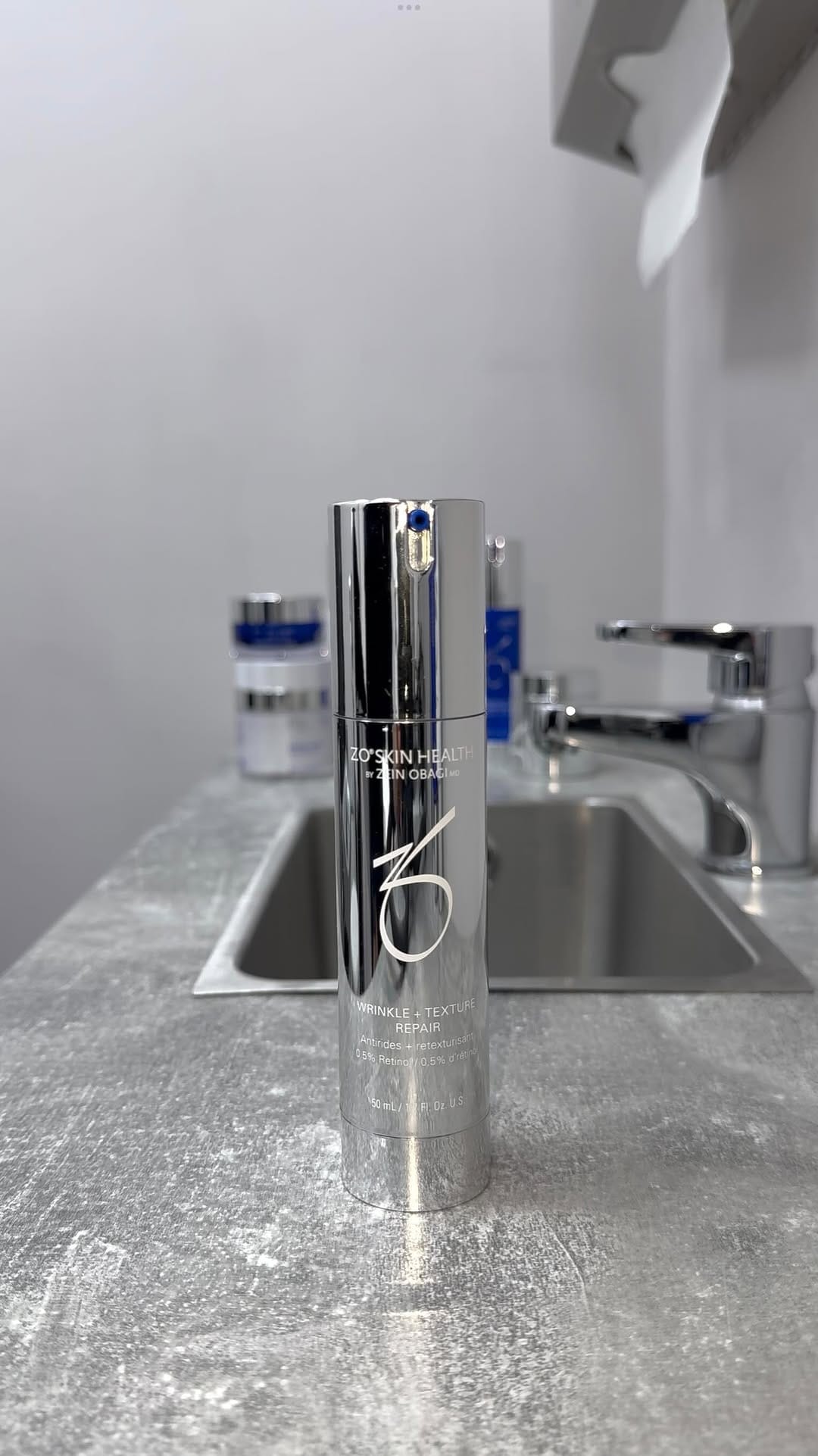 Post 1 by Eterno Aesthetics Skin Clinic on Instagram (video)
