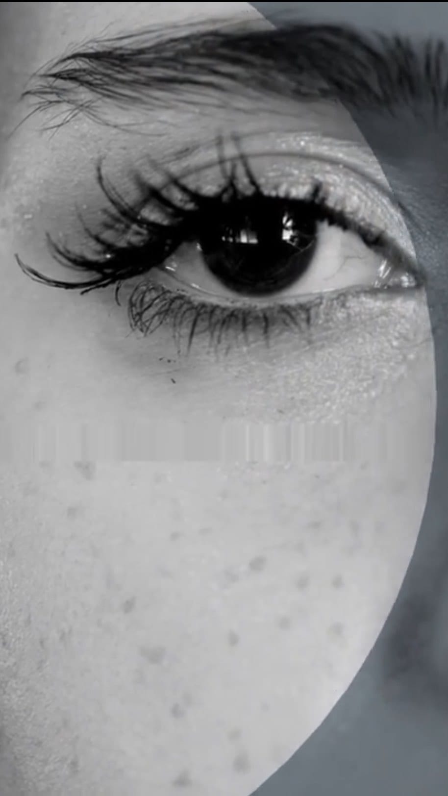 Post 5 by Èyes Are The Story — Eye Safe Beauty on Instagram (video)