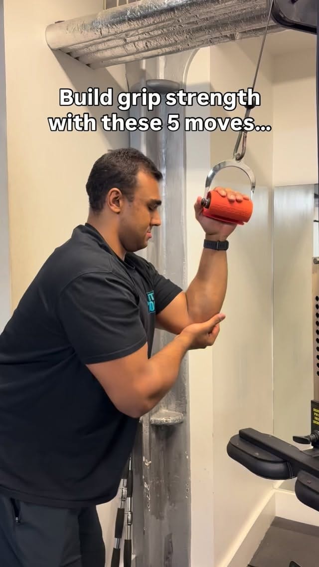 Post 8 by The Fitting Rooms on Instagram (video)