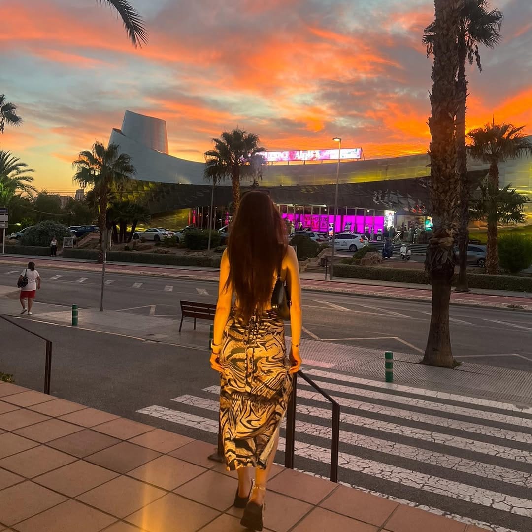 Post 7 by 𝓢𝓸𝓹𝓱𝓲𝓮 𝓬𝓸𝓾𝓵𝓽𝓮𝓻💕 on Instagram (carousel)