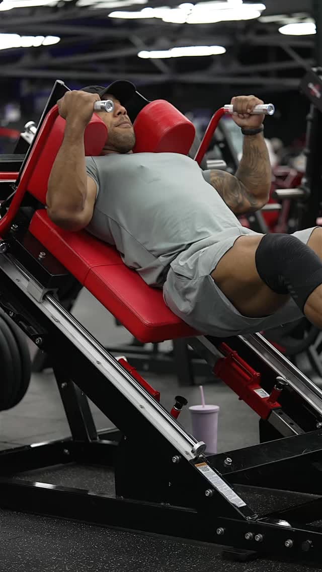 Post 4 by Extreme Gym Glasgow on Instagram (video)