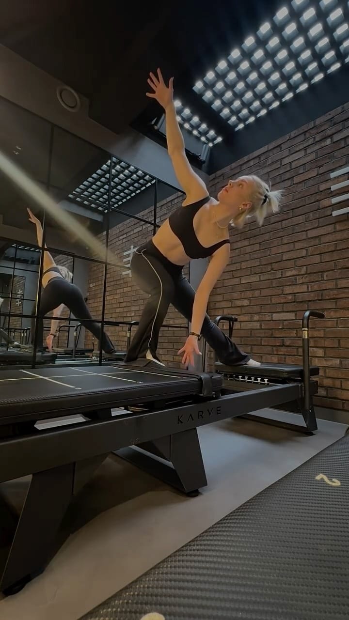 Post 9 by Danni B ✨ Fitness Trainer on Instagram (video)