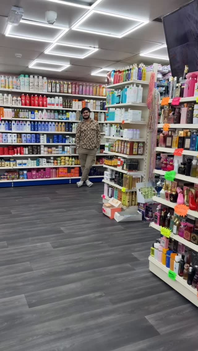 Post 6 by CAPE HILL COSMETICS™️ on Instagram (video)