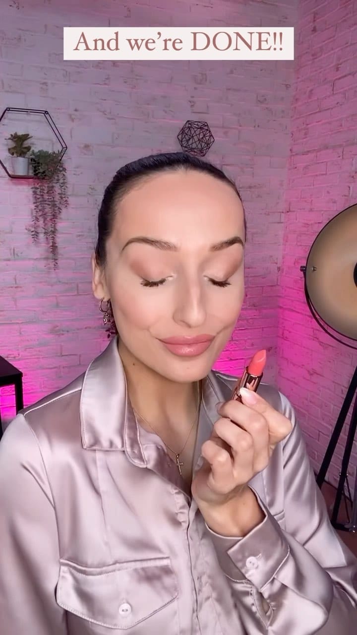 Post 10 by MakeupMinistries on Instagram (video)