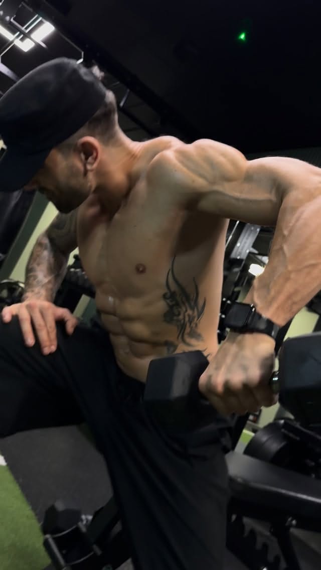 Post 5 by Roberto Gatto on Instagram (video)