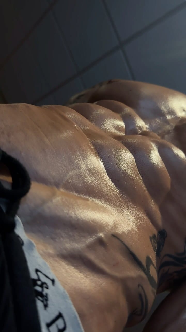 Post 9 by Roberto Gatto on Instagram (video)