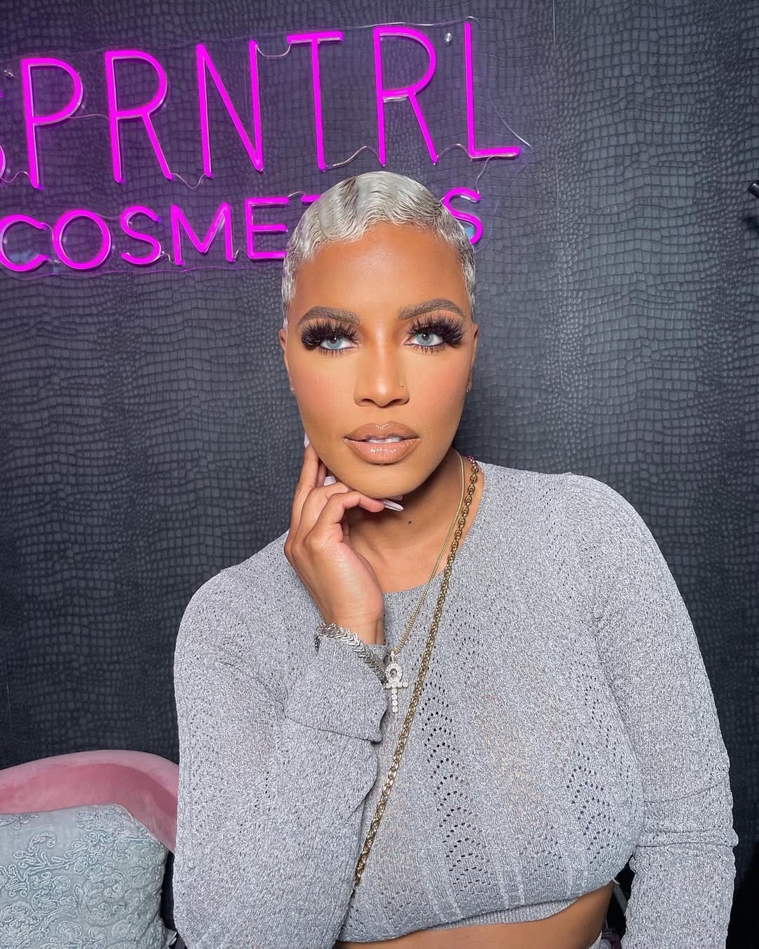 Post 8 by Toronto | Houston | K-tip Makeup Lashes on Instagram (carousel)