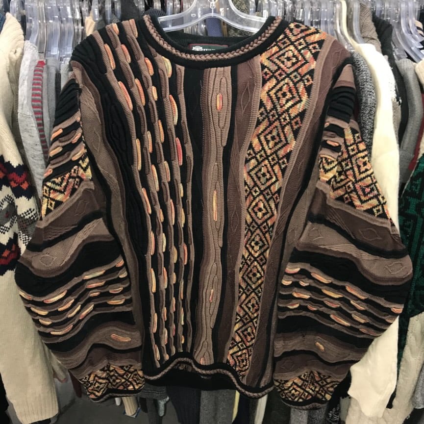 Post 6 by VINTAGE CLOTHING & APPAREL on Instagram (image)