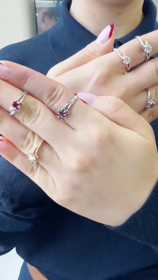 Post 6 by Flamme en rose on Instagram (video)