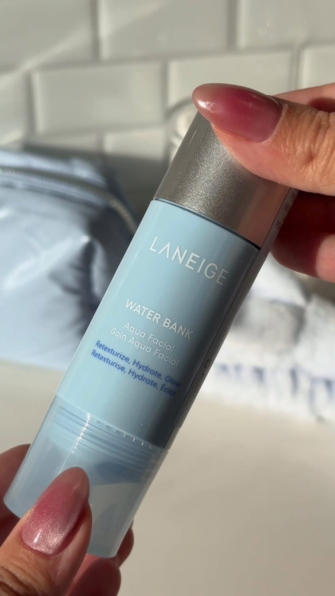 Post 2 by LANEIGE Canada on Instagram (video)