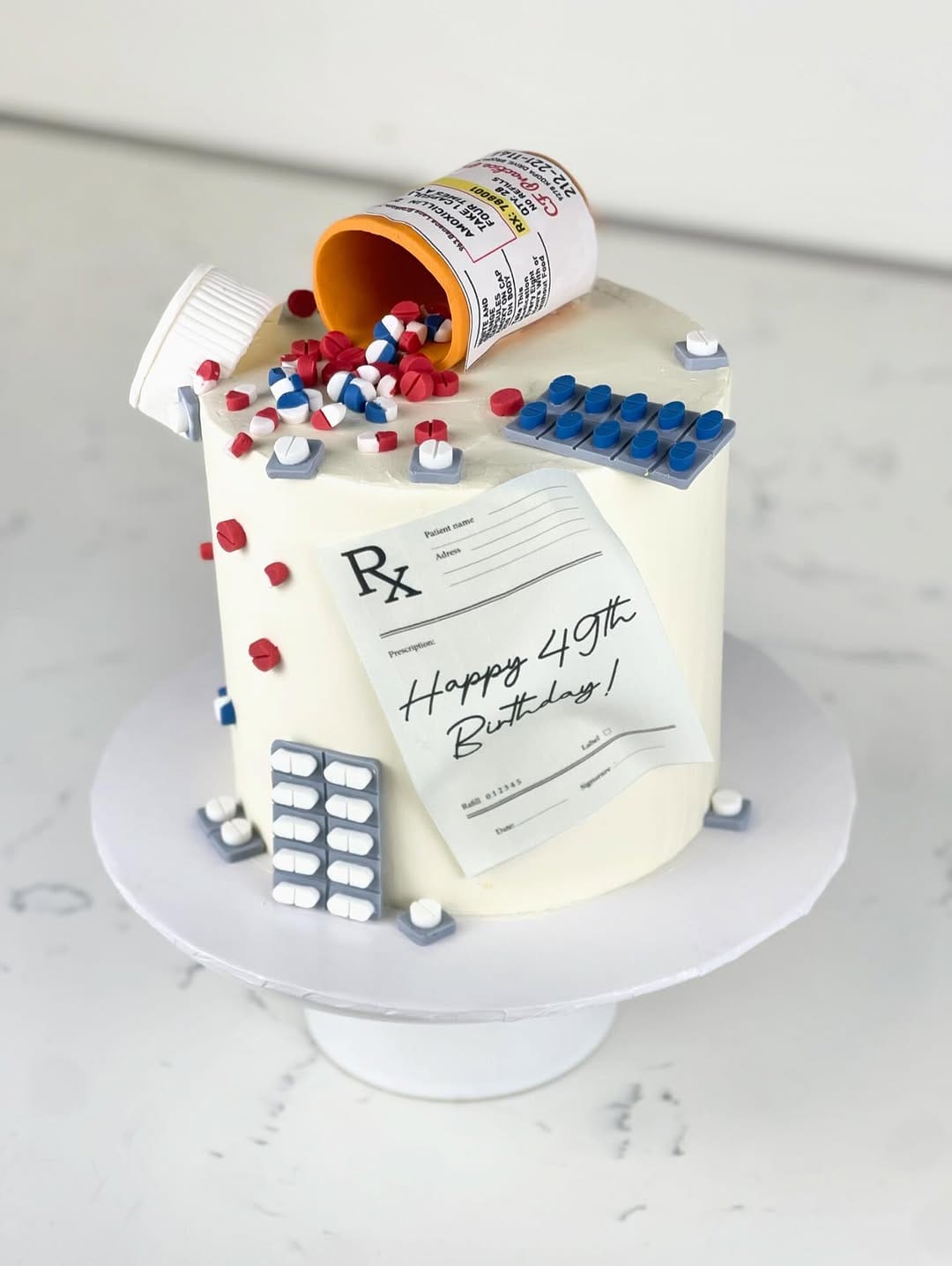 Post 3 by LIPSTICK BAKER CUSTOM CAKES INC on Instagram (image)