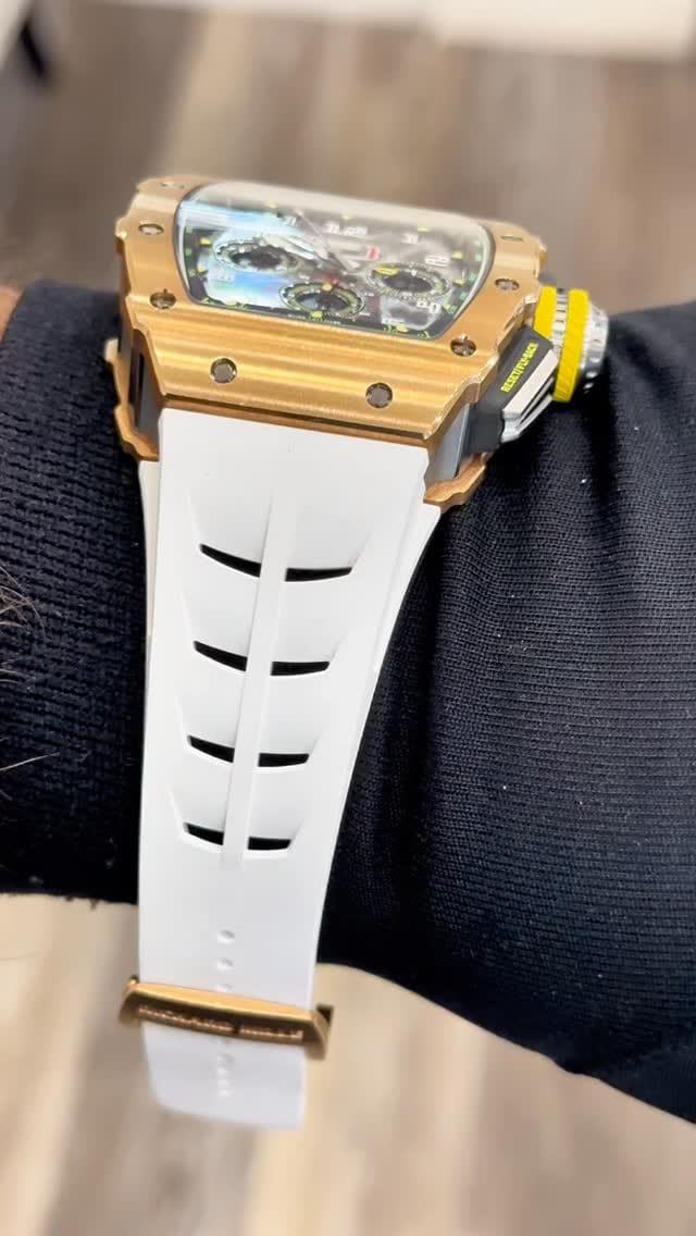 Post 9 by Johny watches on Instagram (video)