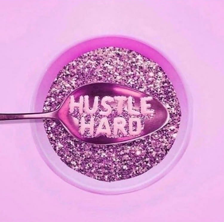 Post 3 by Qu Bee Lashes on Instagram (image)