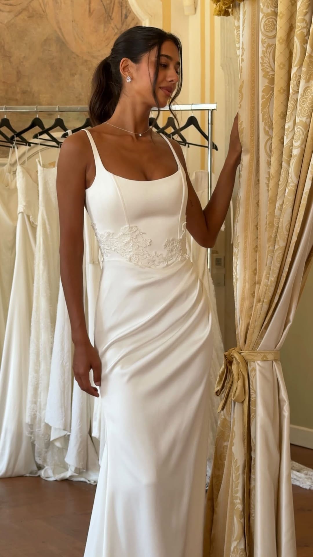 Post 10 by LAUDAE | Contemporary bridal design on Instagram (video)