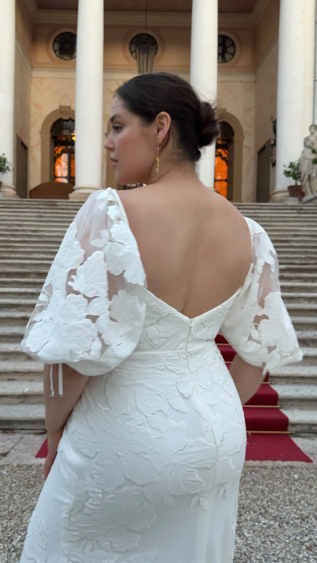 Post 9 by LAUDAE | Contemporary bridal design on Instagram (video)