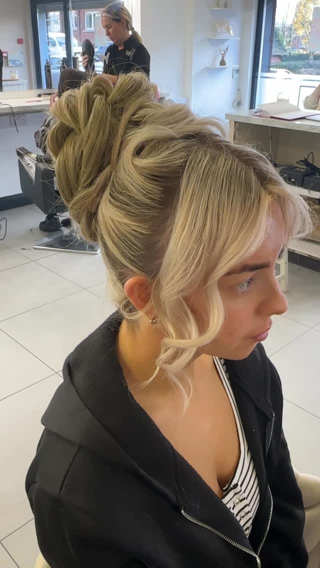 Post 4 by JESSICA MCCARTER | JMCHAIRBEAUTY on Instagram (video)