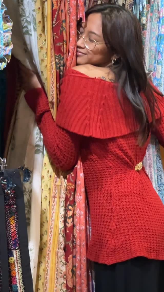 Post 5 by The Black Market Boutique on Instagram (video)