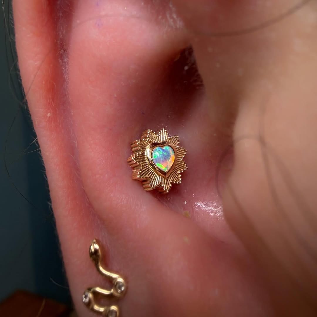 Post 3 by Paradise Montreal ✦ Piercing, Jewelry & Tattoos on Instagram (carousel)