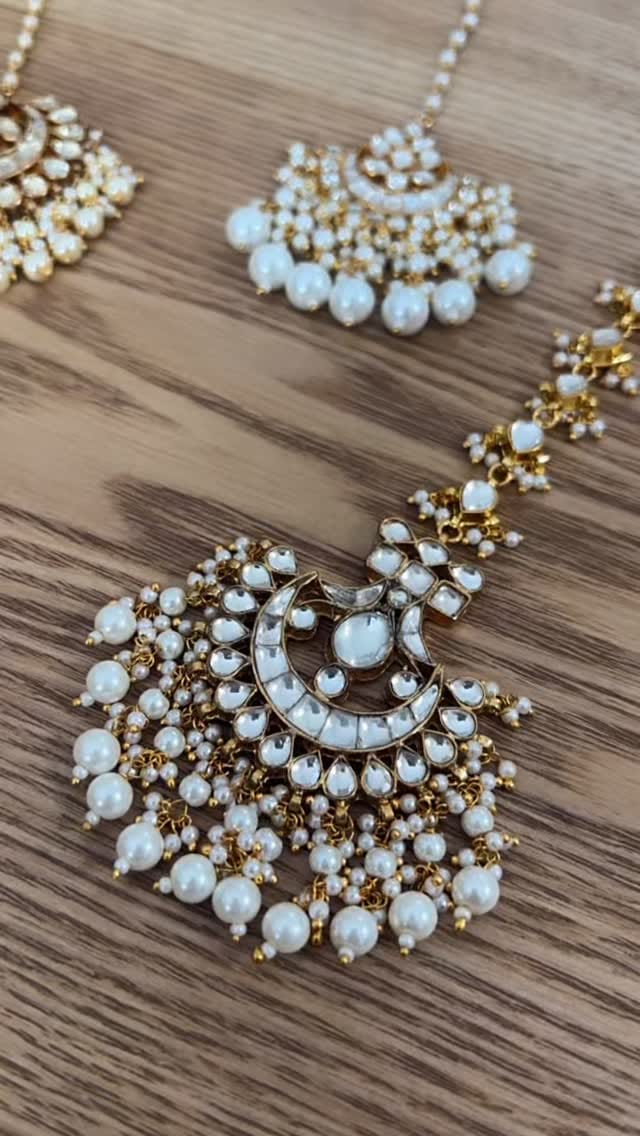 Post 1 by DipiDesigns, Brampton, Canada on Instagram (video)