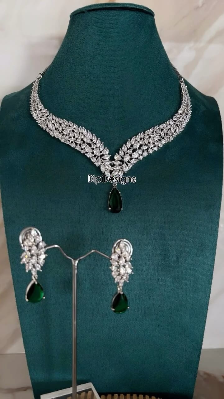 Post 8 by DipiDesigns, Brampton, Canada on Instagram (video)
