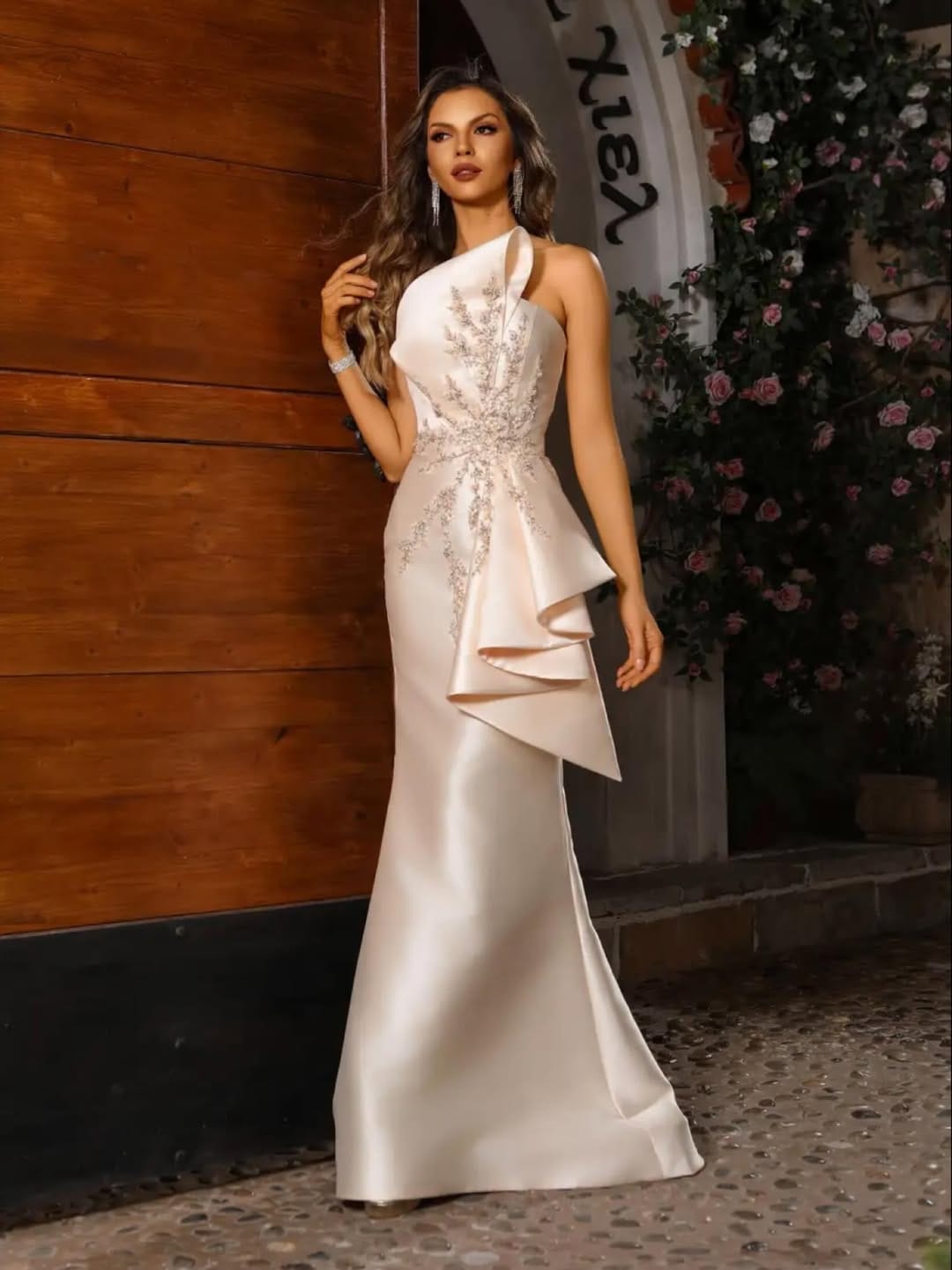 Post 7 by Dressroom boutique on Instagram (image)