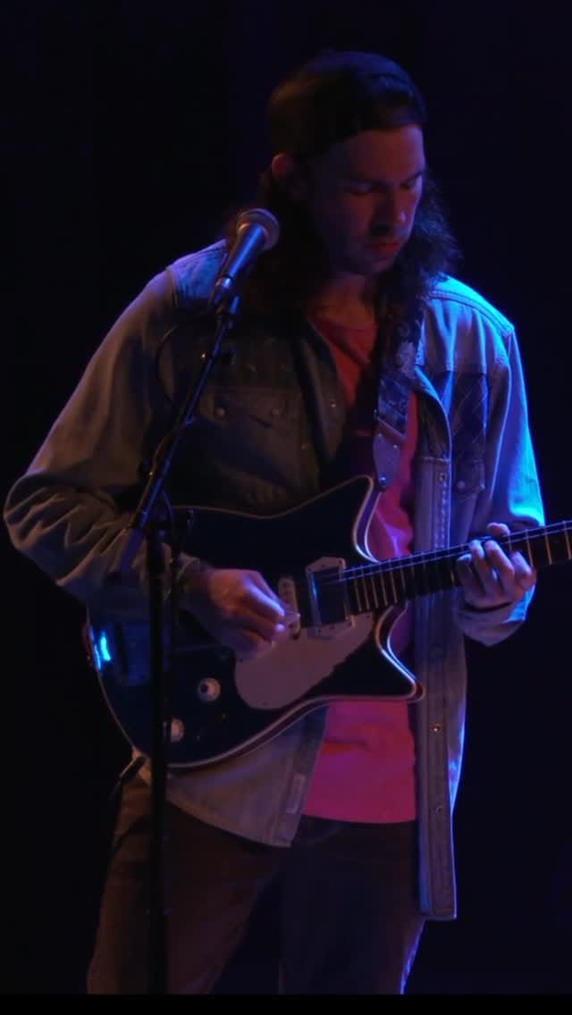 Post 4 by Frank Brothers Guitar Co. on Instagram (video)