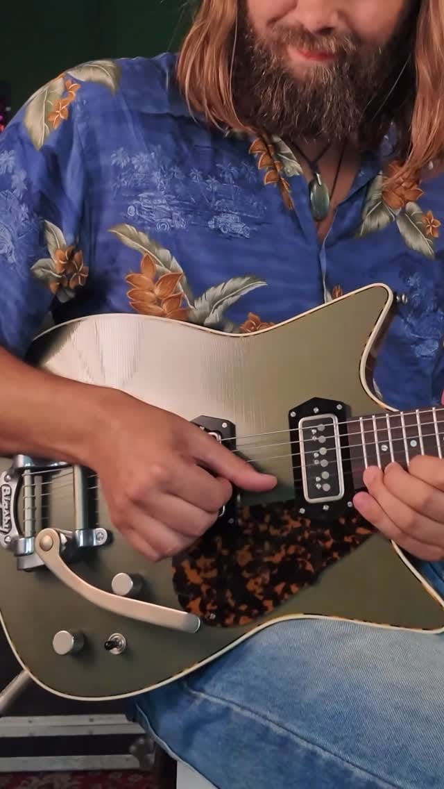 Post 7 by Frank Brothers Guitar Co. on Instagram (video)