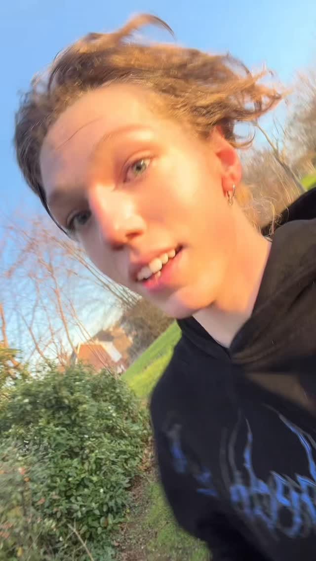 Post 3 by Evie on Instagram (video)