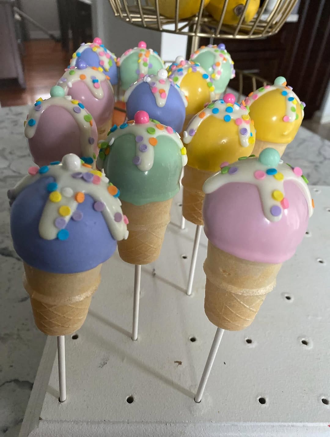 Post 8 by Queens of Cakepops🍰 on Instagram (image)