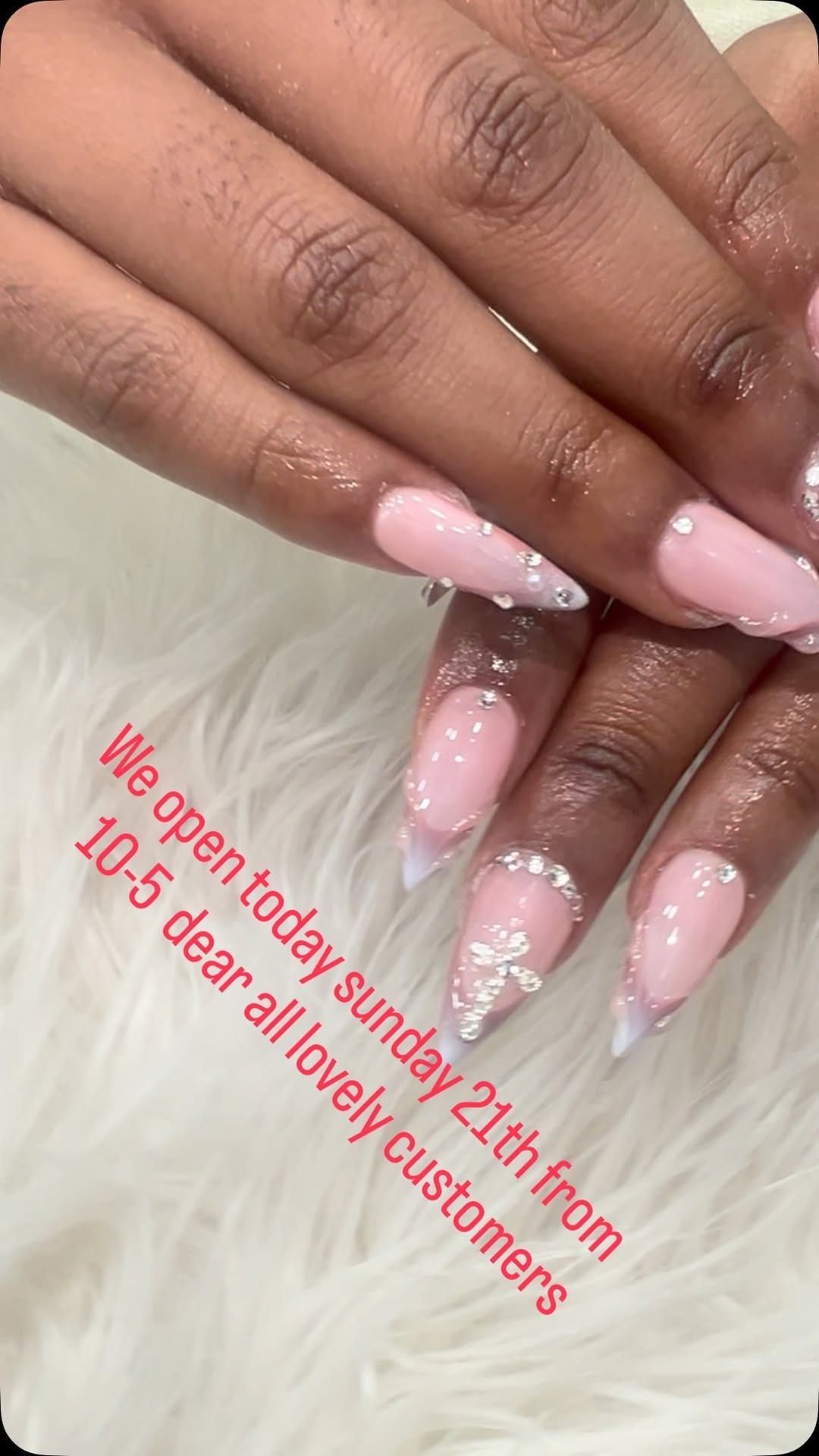 Post 2 by Diamondnails on Instagram (video)