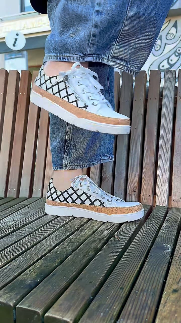 Post 1 by Lord’s Shoes 💃🏻 Apparel on Instagram (video)