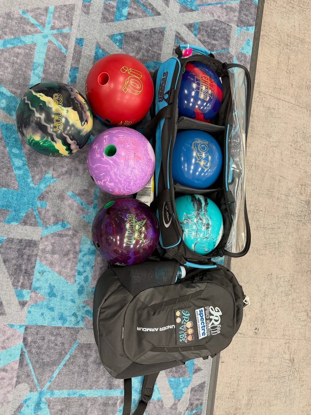 Post 4 by JR PRO SHOP on Instagram (carousel)