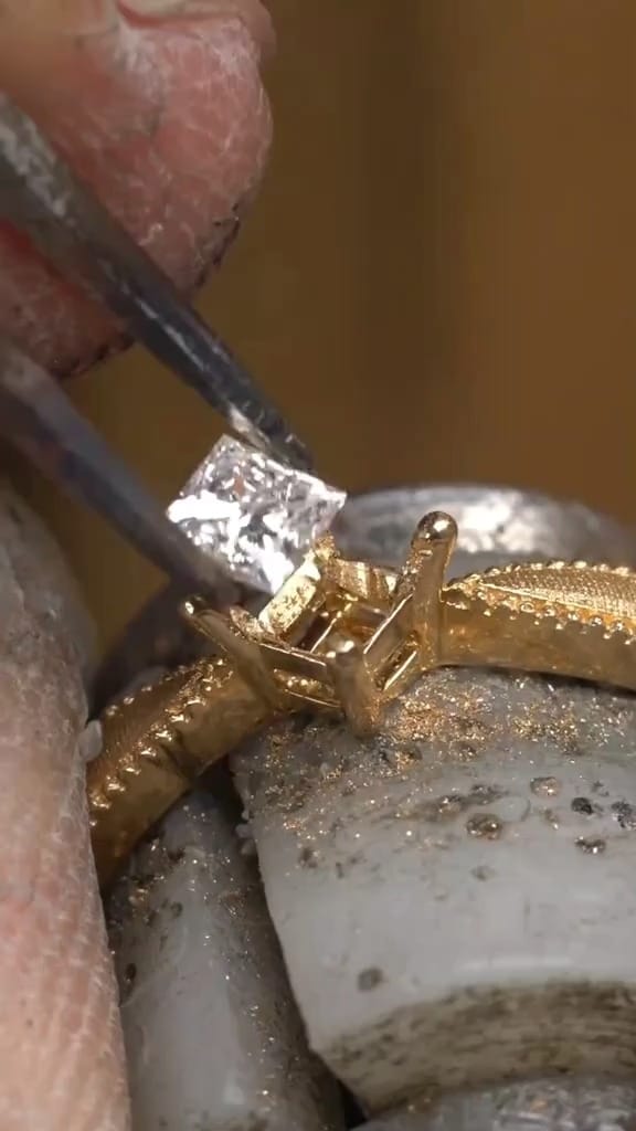 Post 10 by Jewelry Craftsman on Instagram (video)