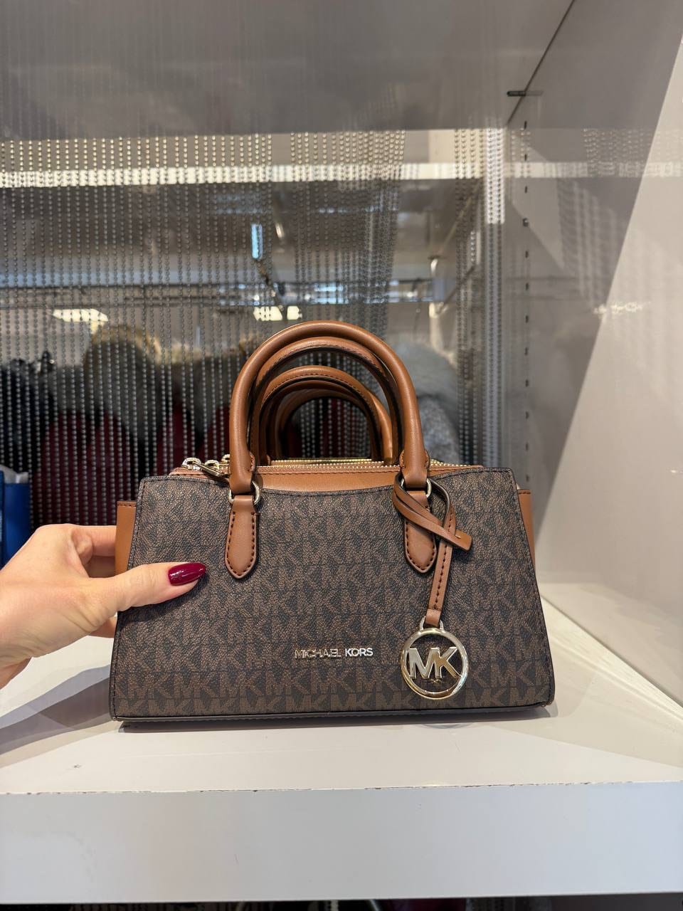 Post 5 by Kanadadan Kapına on Instagram (carousel)